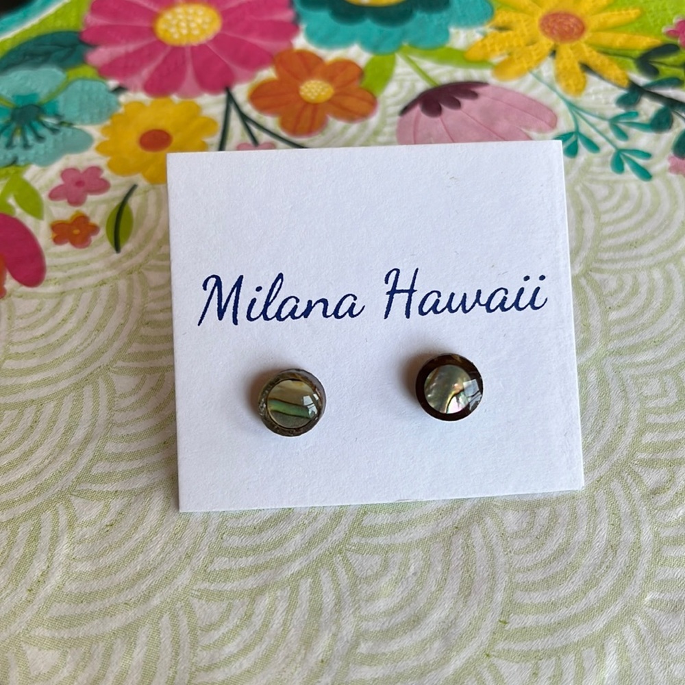 Milana Hawaii pierced earrings.